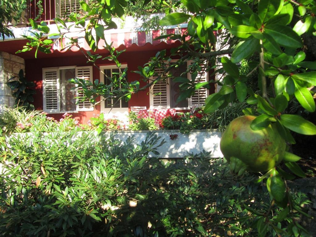Apartment Petrovic Korcula Town Luaran gambar
