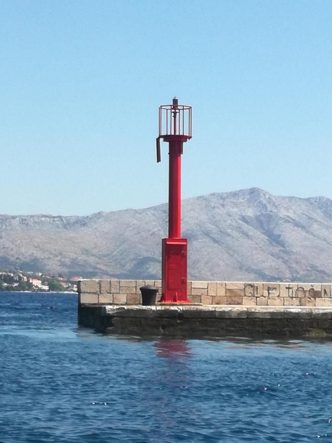 Apartment Petrovic Korcula Town Luaran gambar